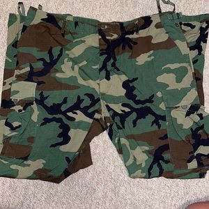 Classic Woodland Camo Fatigue Pants - XL Long